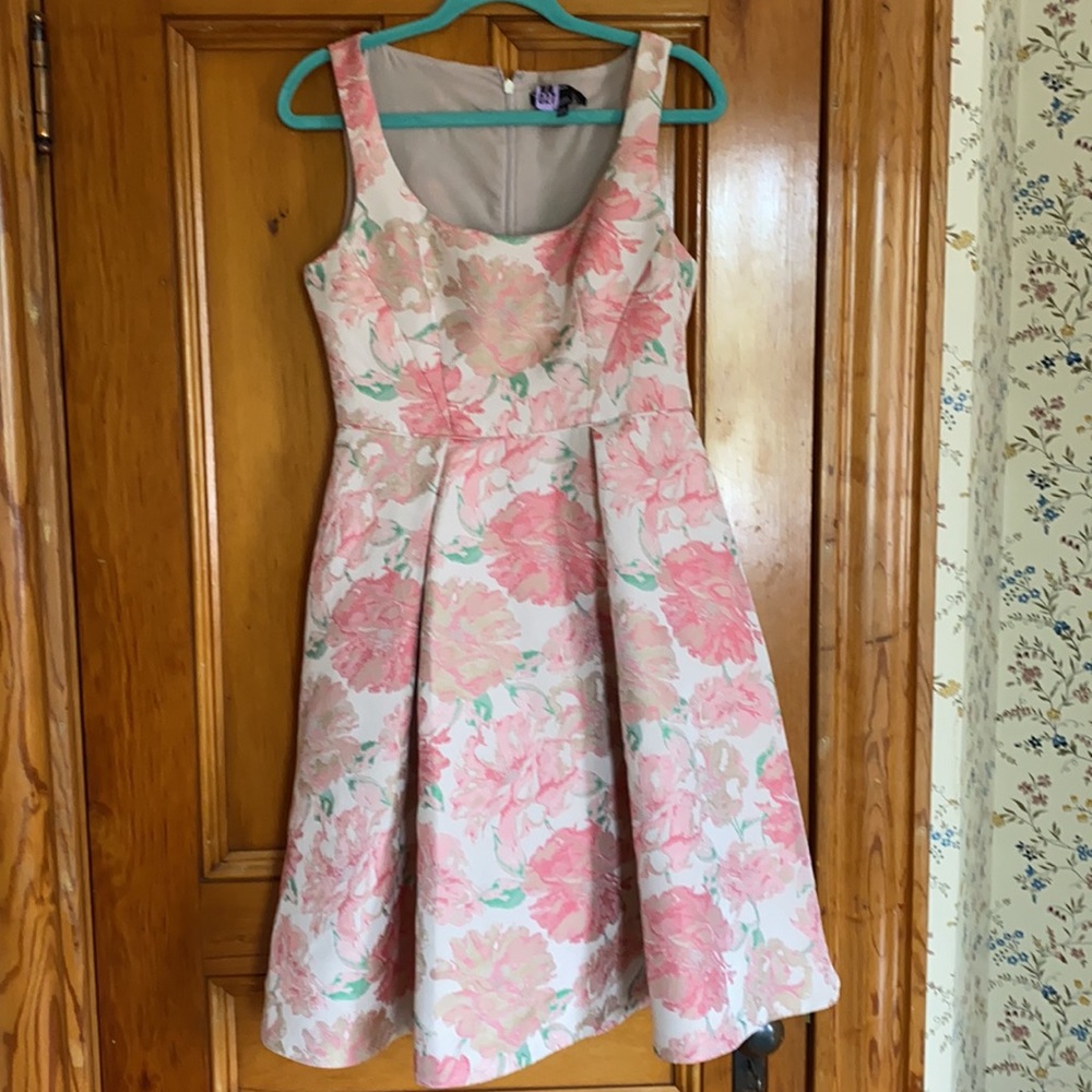 Maggy London jacquard dress